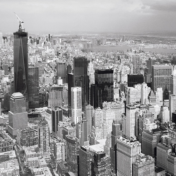 New York Skyline, künstlerische Streetphotography in Schwarz-Weiß