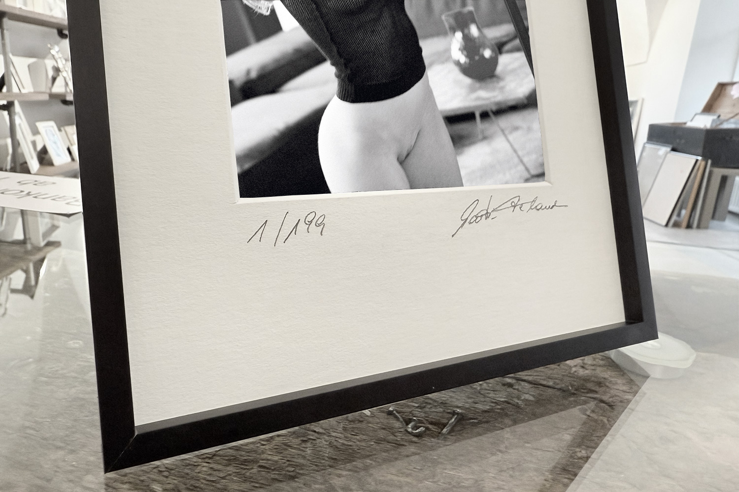 Und-dann-hat-sie-den-Tisch-angezündet1