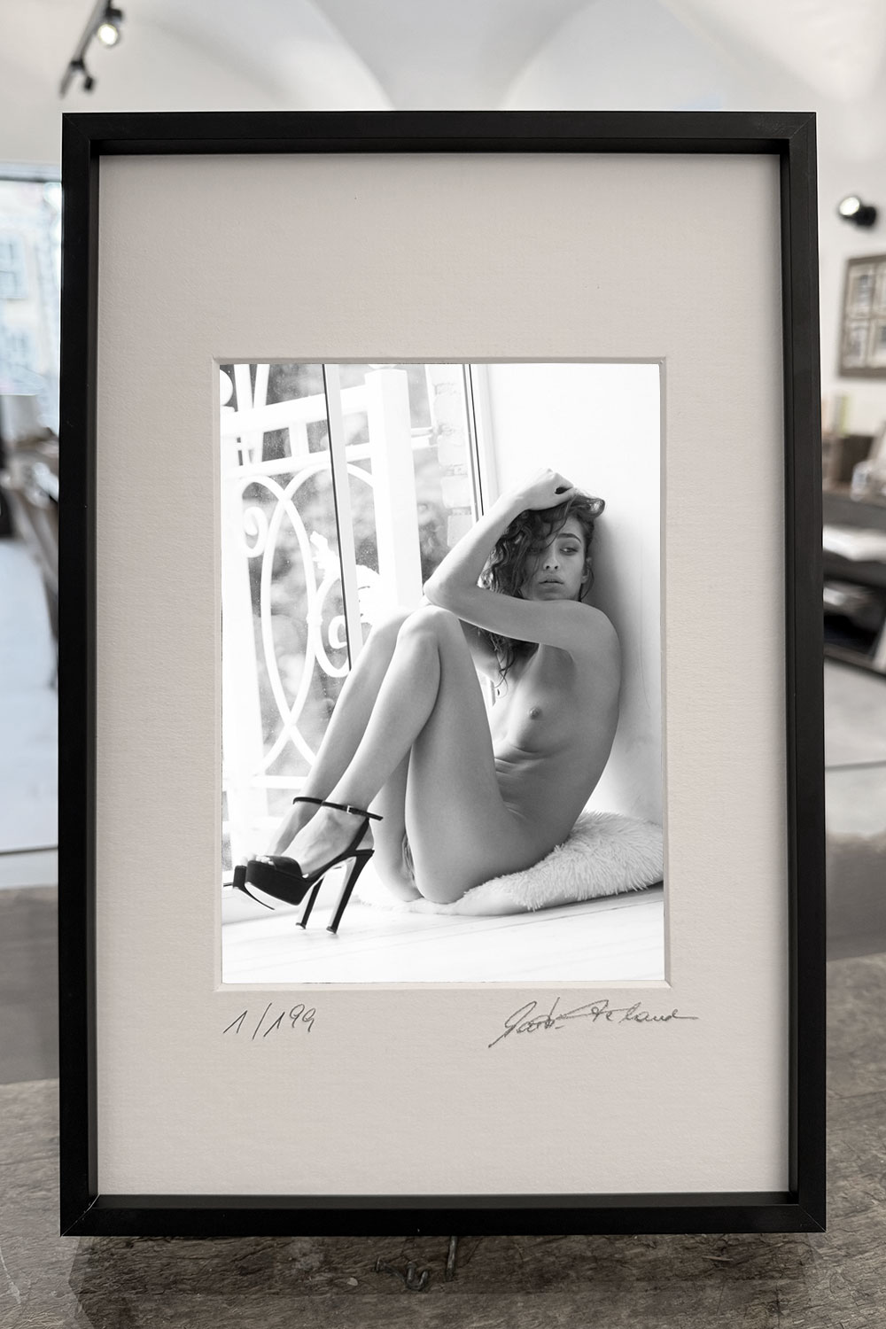 YOU LOOK. YOU LOSE. - Image 3