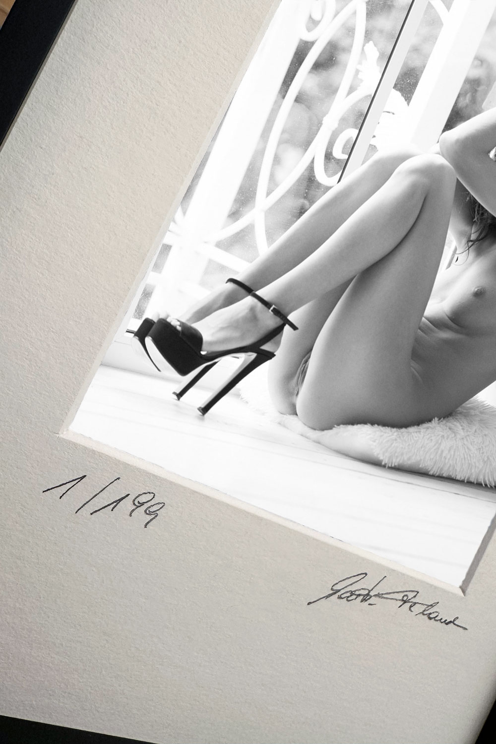 YOU LOOK. YOU LOSE. - Image 5