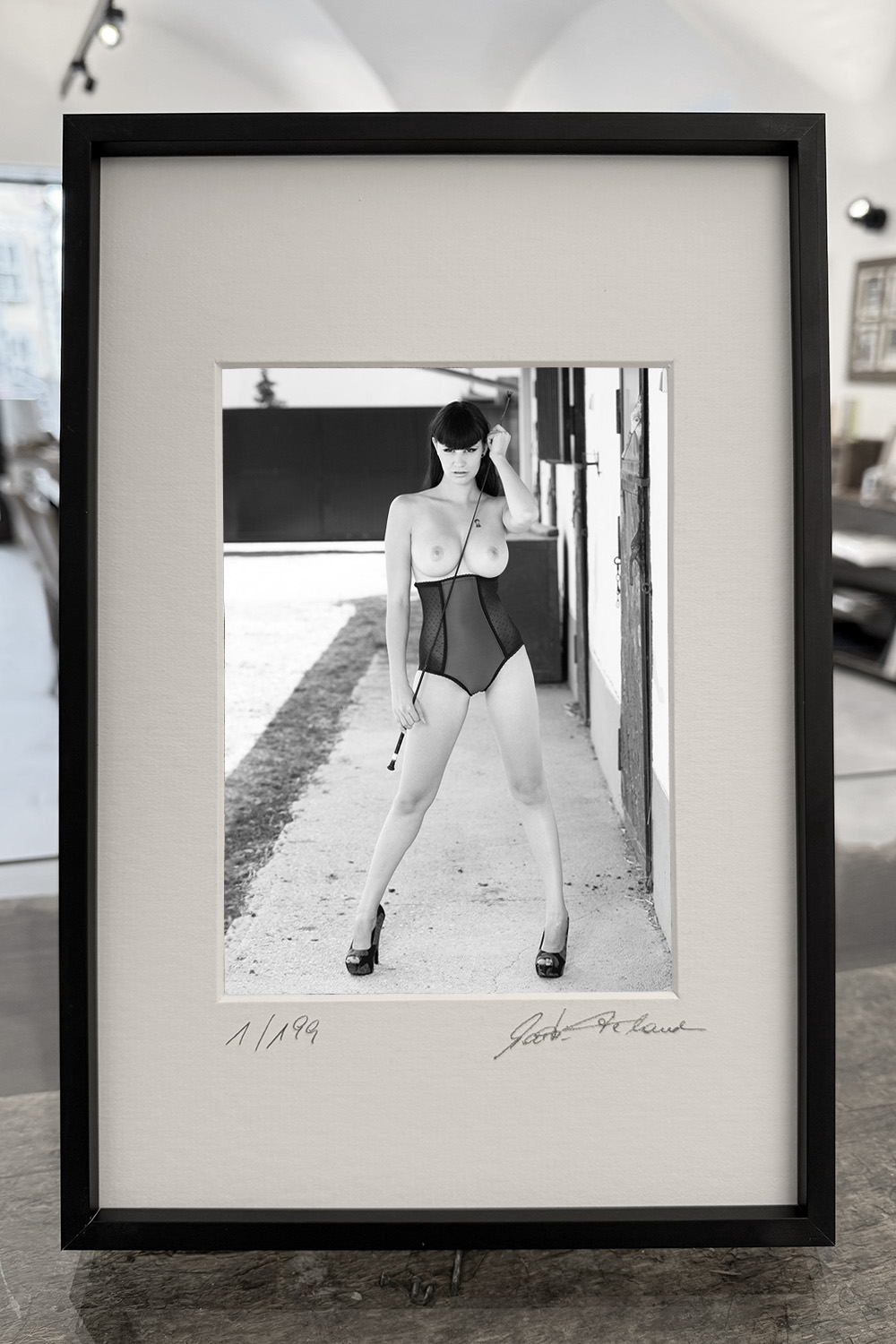 KINKY MANAGEMENT FOR BEGINNERS - Image 3